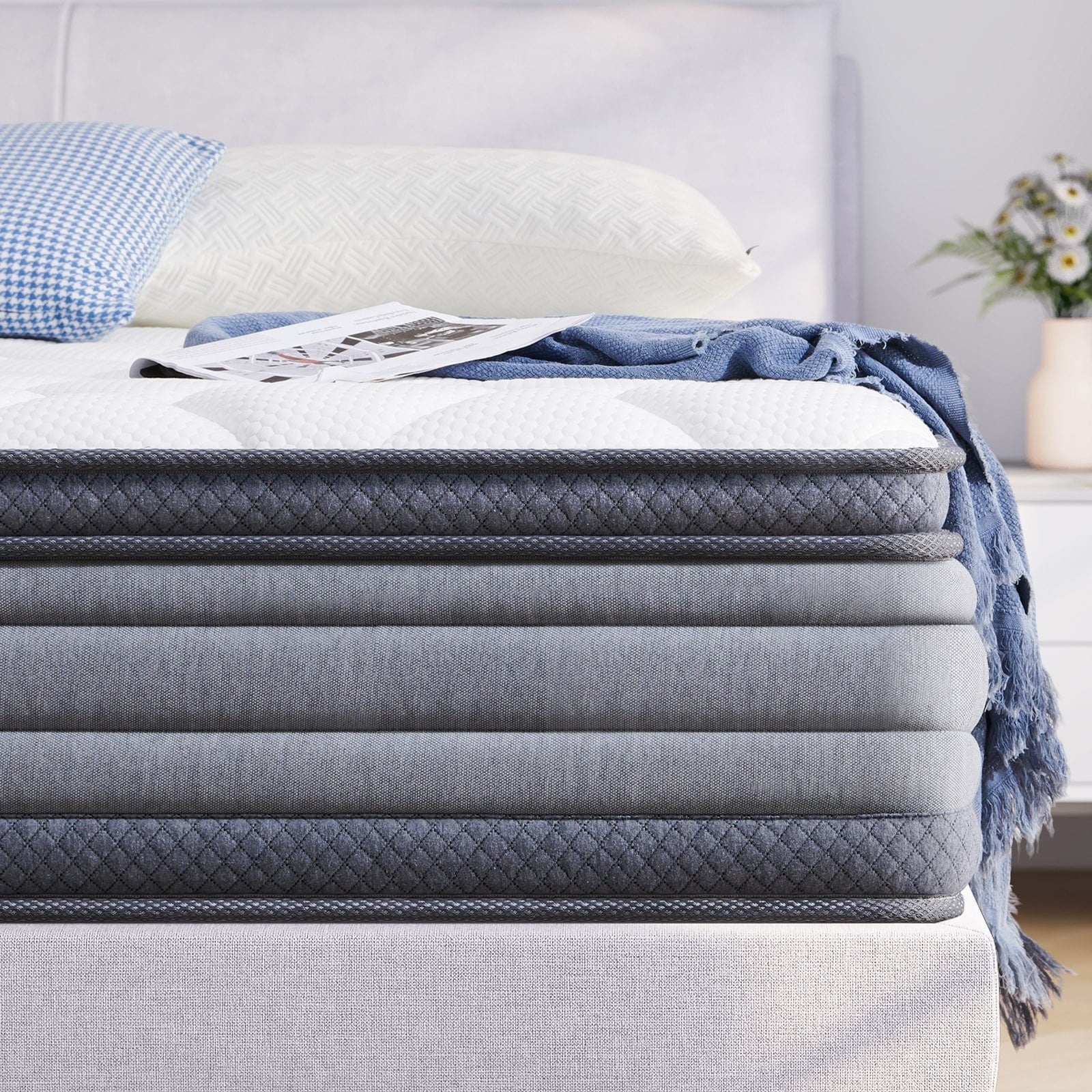 Full Size Mattress 12 Medium Soft Gel Memory Foam Innerspring Mattress Bed-in-a-Box