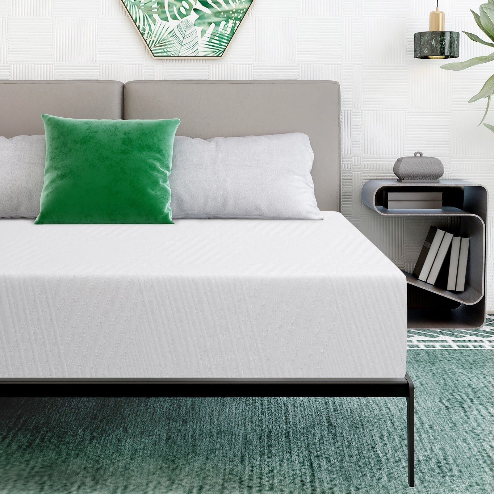 Queen Memory Foam Mattress,8 inch Mattress with Breathable Bamboo Cover Mattress in Recorder Box, Medium Firm Green Tea Gel Mattress for Pressure Relieving