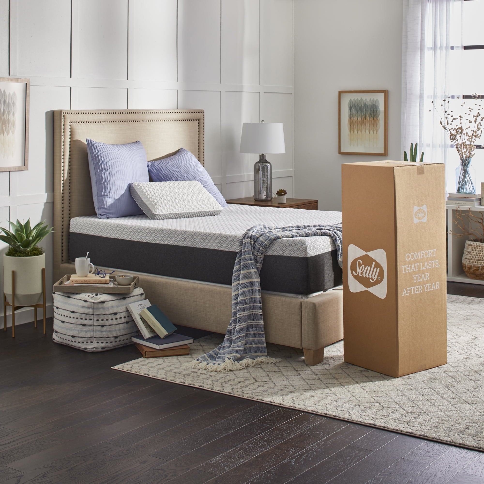 Sealy 12 Cool & Clean Hybrid Mattress, Queen